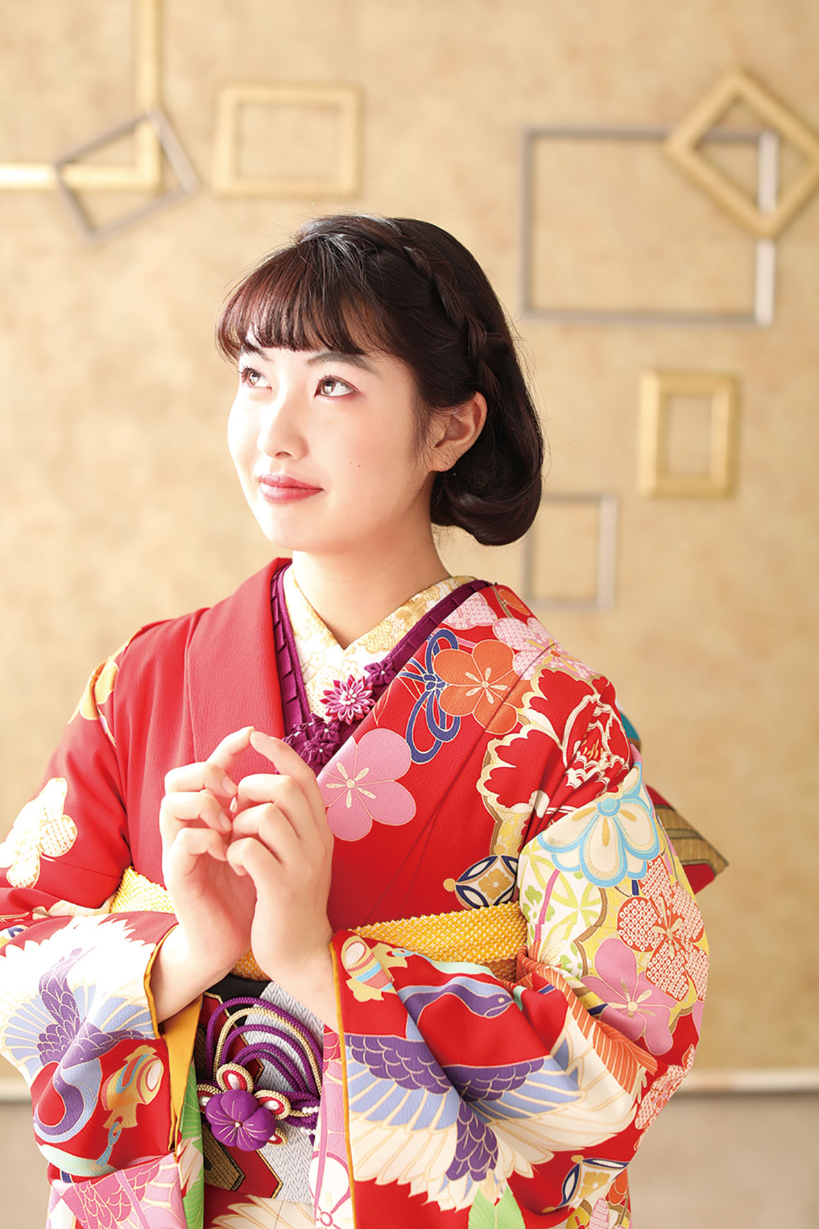 振袖を着た女性の画像